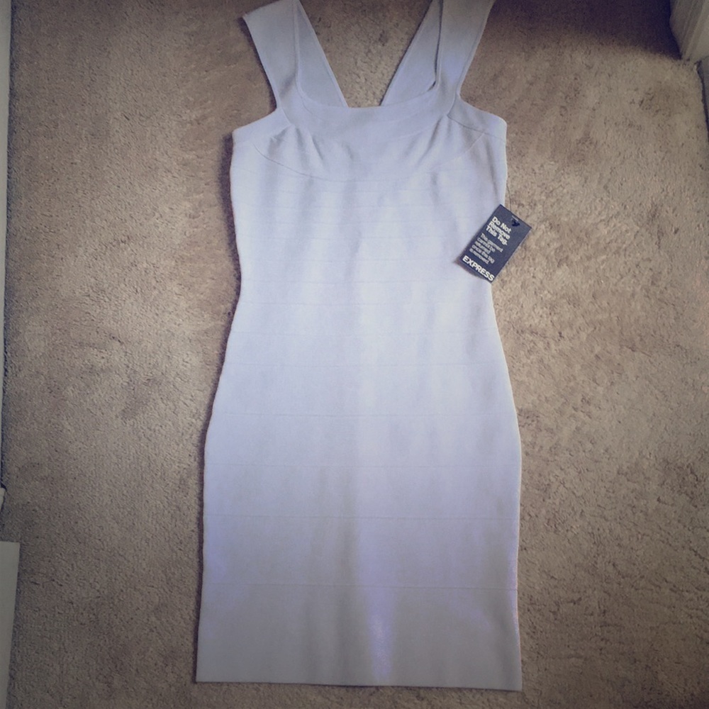 NEW White bodycon bandage dress by Express Small